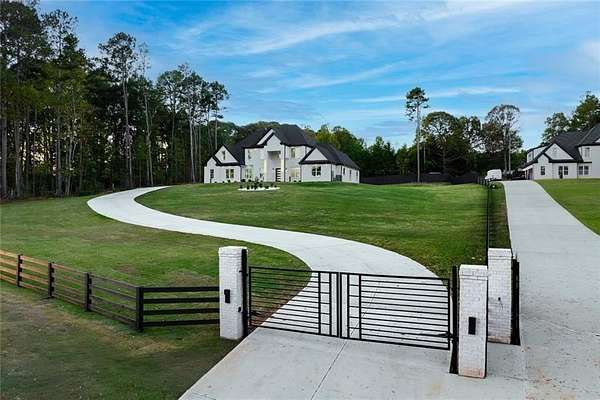 1.7 Acres of Residential Land with Home for Sale in Loganville, Georgia