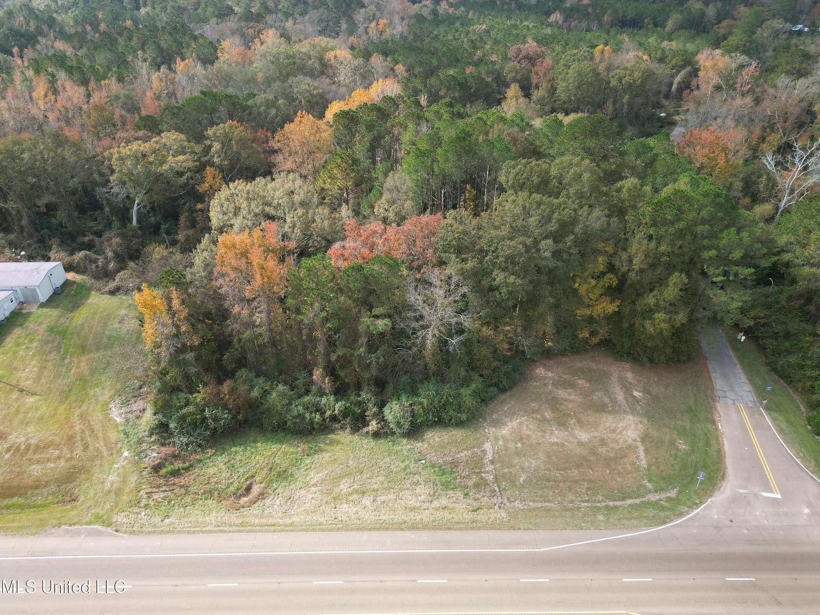 1.8 Acres of Land for Sale in Mendenhall, Mississippi