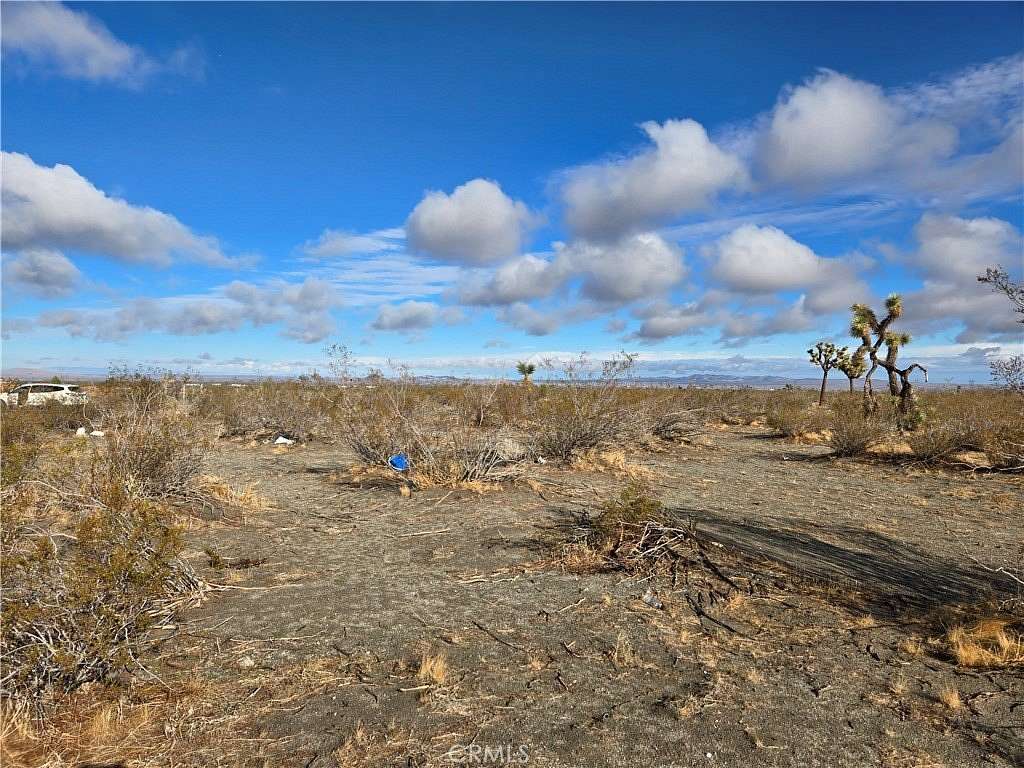 10 Acres of Residential Land for Sale in Piñon Hills, California
