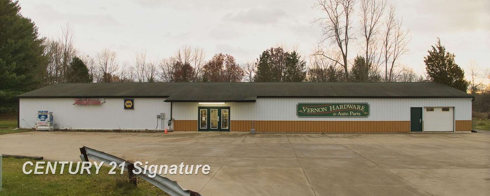 1.7 Acres of Improved Commercial Land for Sale in Vernon, Michigan