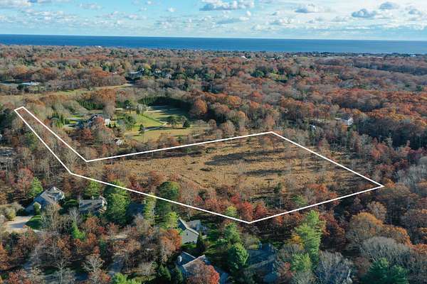 6.6 Acres of Residential Land for Sale in East Hampton, New York