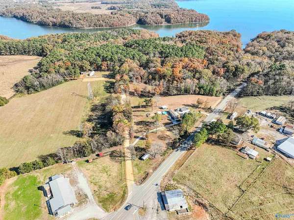 5 Acres of Residential Land with Home for Sale in Rogersville, Alabama