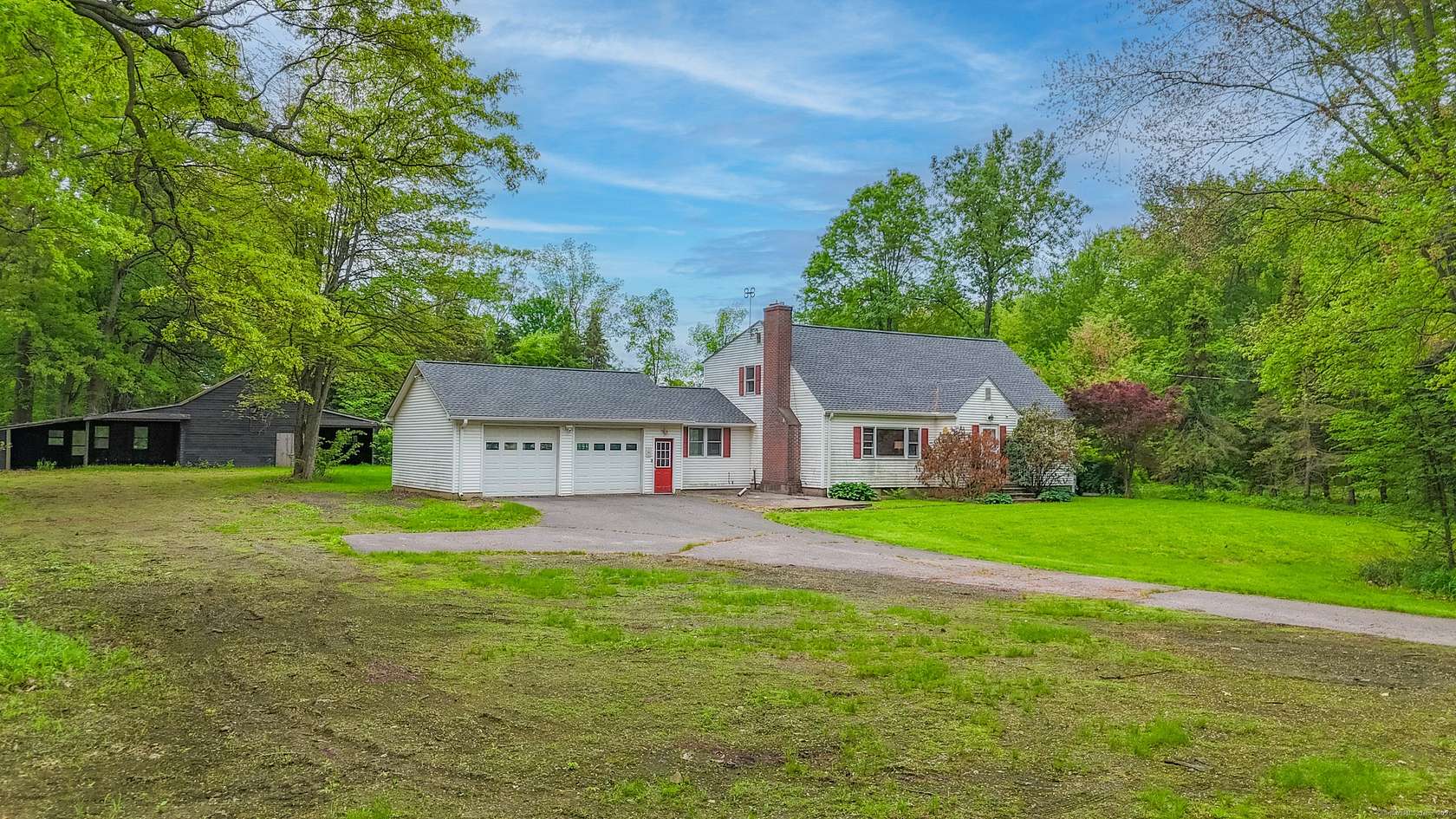 6.1 Acres of Improved Land for Sale in East Windsor Town, Connecticut