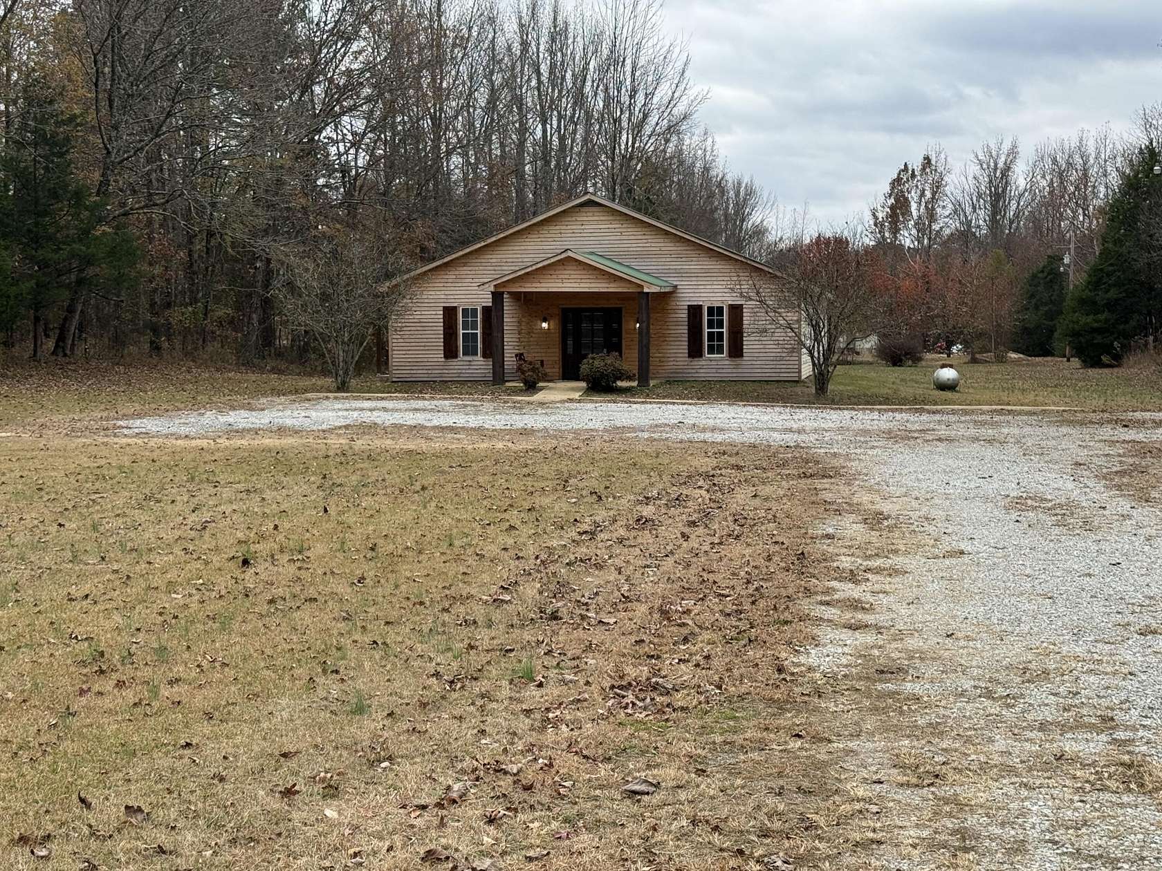 2 Acres of Land with Home for Sale in Baldwyn, Mississippi