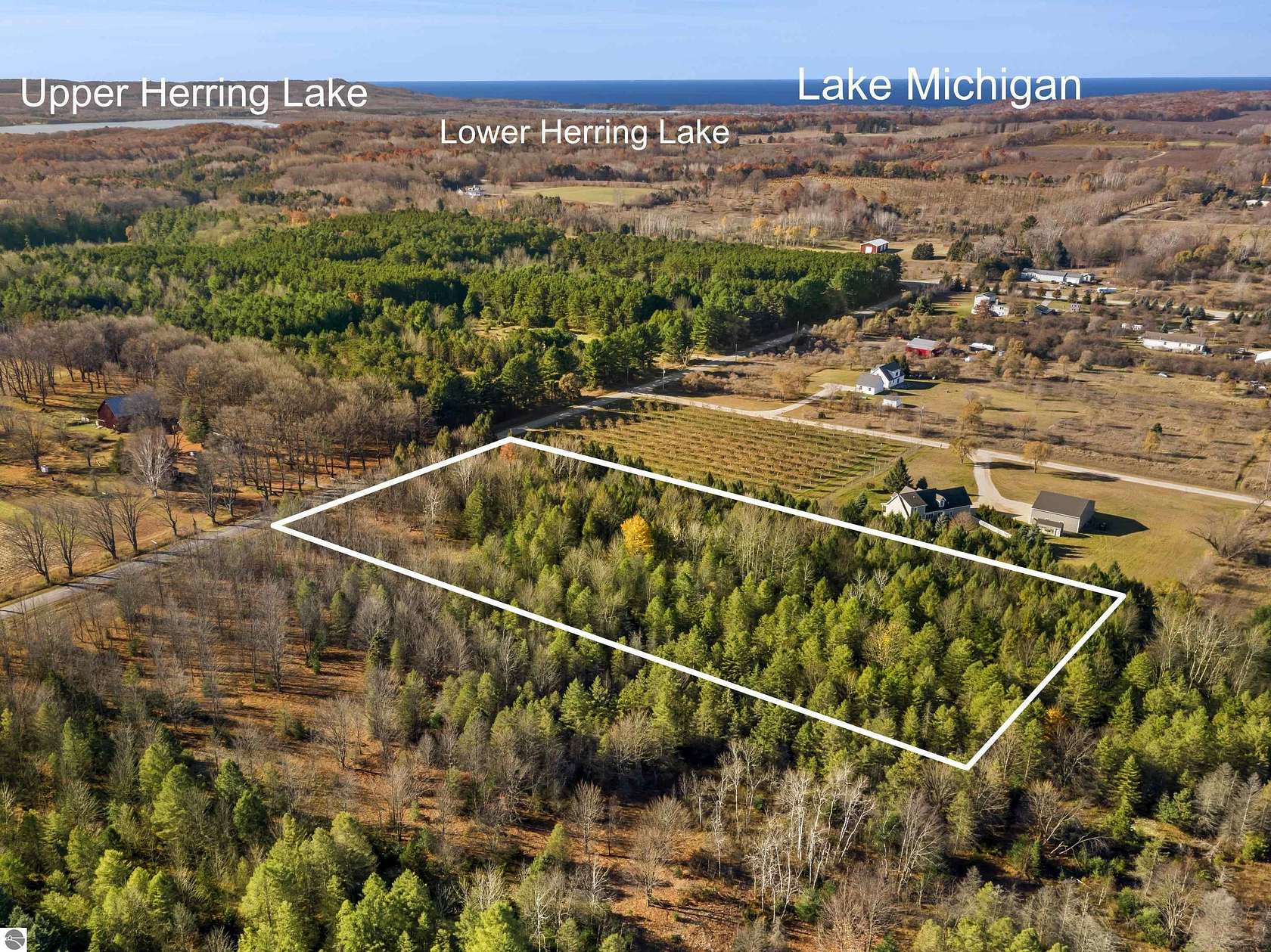 5 Acres of Residential Land for Sale in Frankfort, Michigan
