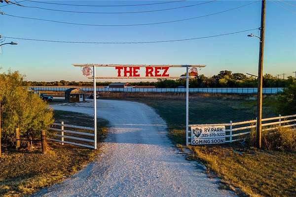 7 Acres of Commercial Land for Sale in Lawn, Texas