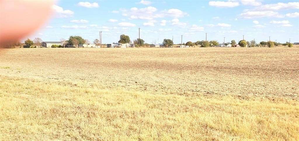 2 Acres of Residential Land for Sale in Waxahachie, Texas