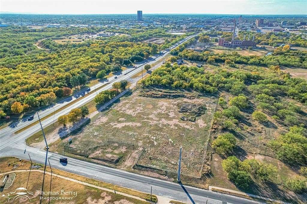2.76 Acres of Commercial Land for Sale in Abilene, Texas