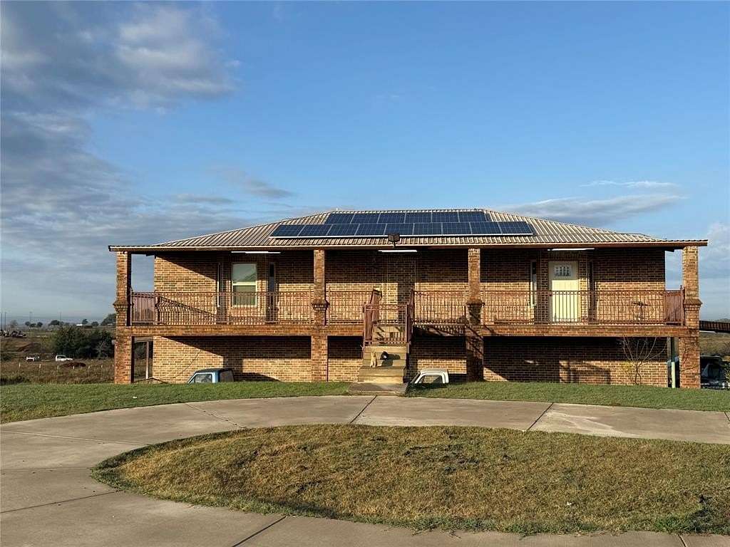 10.4 Acres of Land with Home for Lease in Decatur, Texas