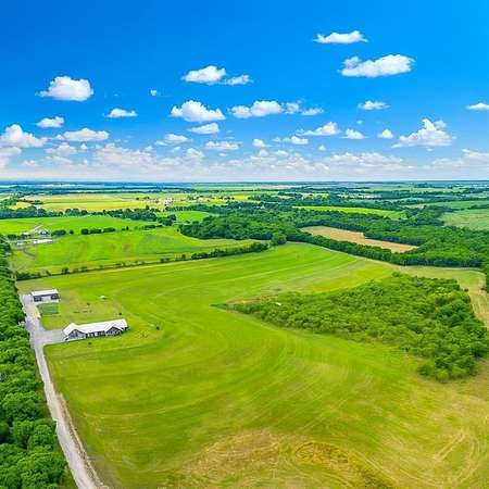 32 Acres of Improved Land for Sale in Itasca, Texas