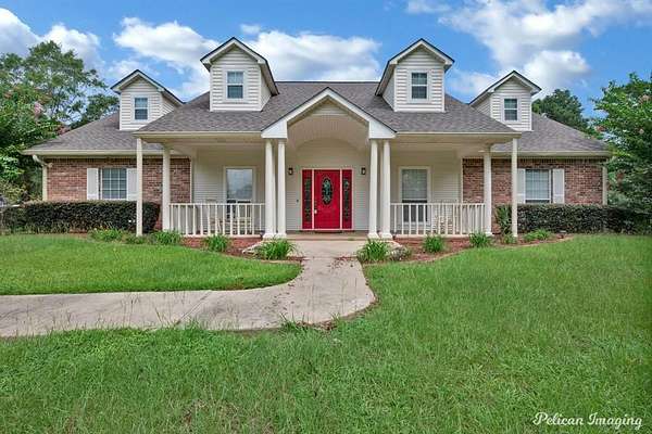 3 Acres of Residential Land with Home for Sale in Natchitoches, Louisiana