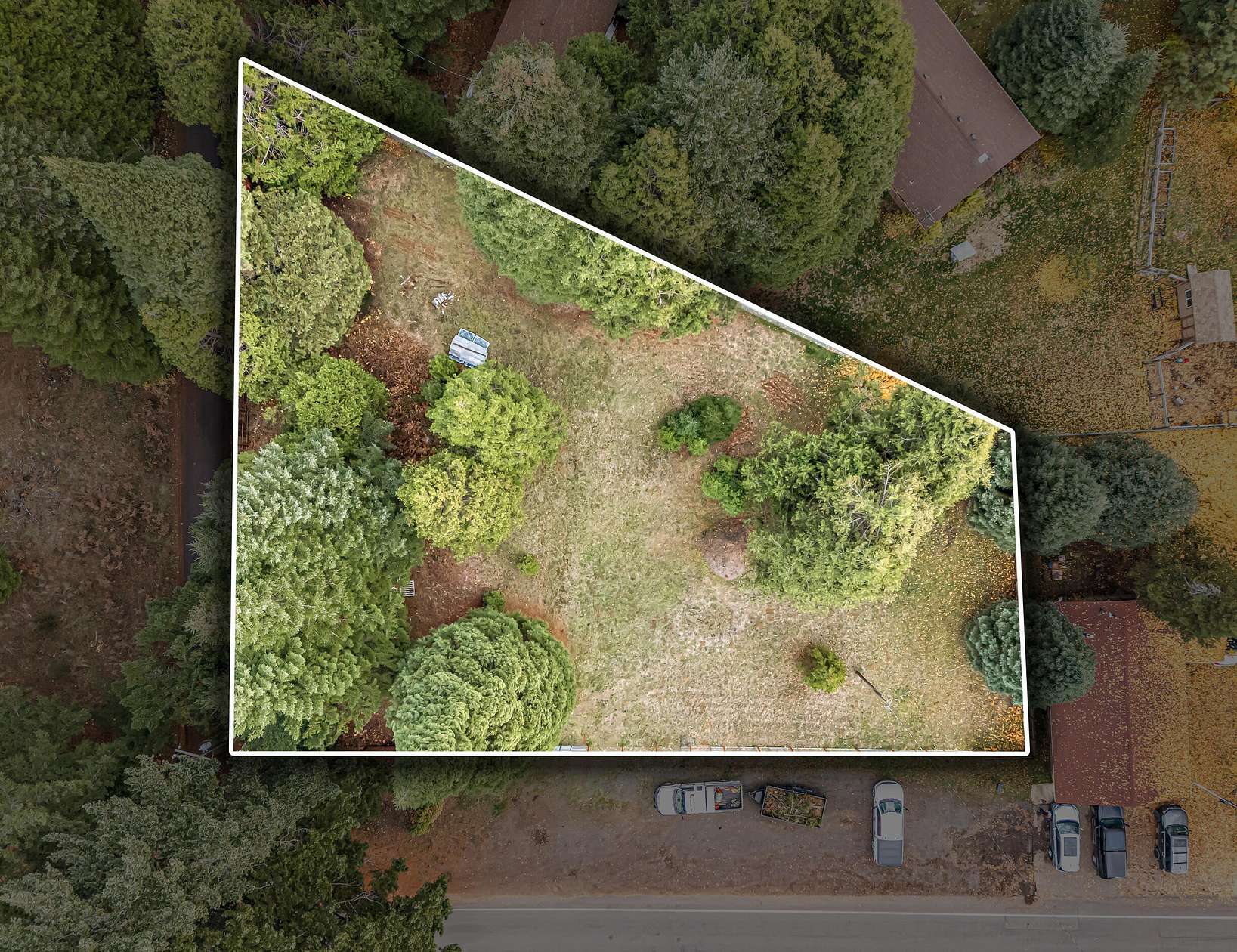 0.62 Acres of Mixed-Use Land for Sale in Prospect, Oregon