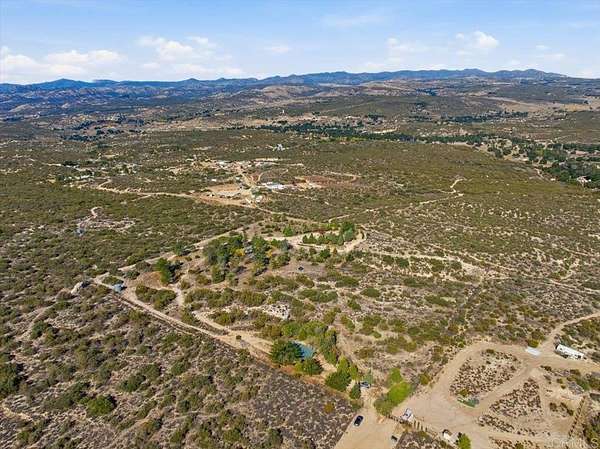 10 Acres of Land for Sale in Boulevard, California