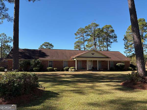 29.1 Acres of Land with Home for Lease in Statesboro, Georgia
