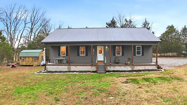 4.52 Acres of Residential Land with Home for Sale in Lebanon, Tennessee