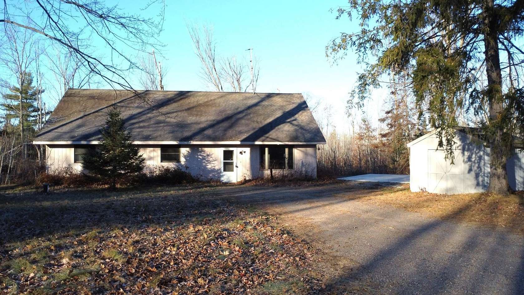 3.1 Acres of Residential Land with Home for Sale in Mountain, Wisconsin