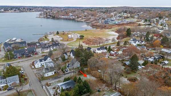 0.15 Acres of Residential Land for Sale in Rockland, Maine