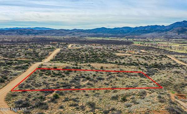 2.5 Acres of Residential Land for Sale in Kirkland, Arizona