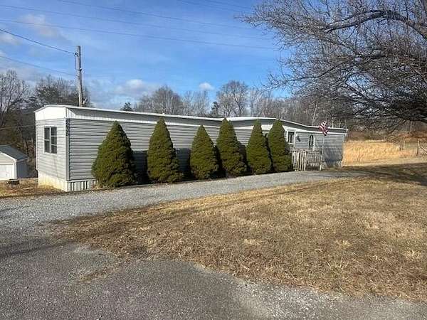 3 Acres of Land with Home for Sale in Vinton, Virginia