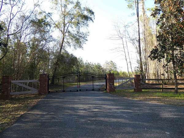 10 Acres of Land for Sale in Monticello, Florida