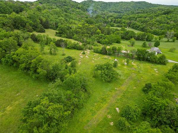 5.14 Acres of Residential Land for Sale in Watertown, Tennessee