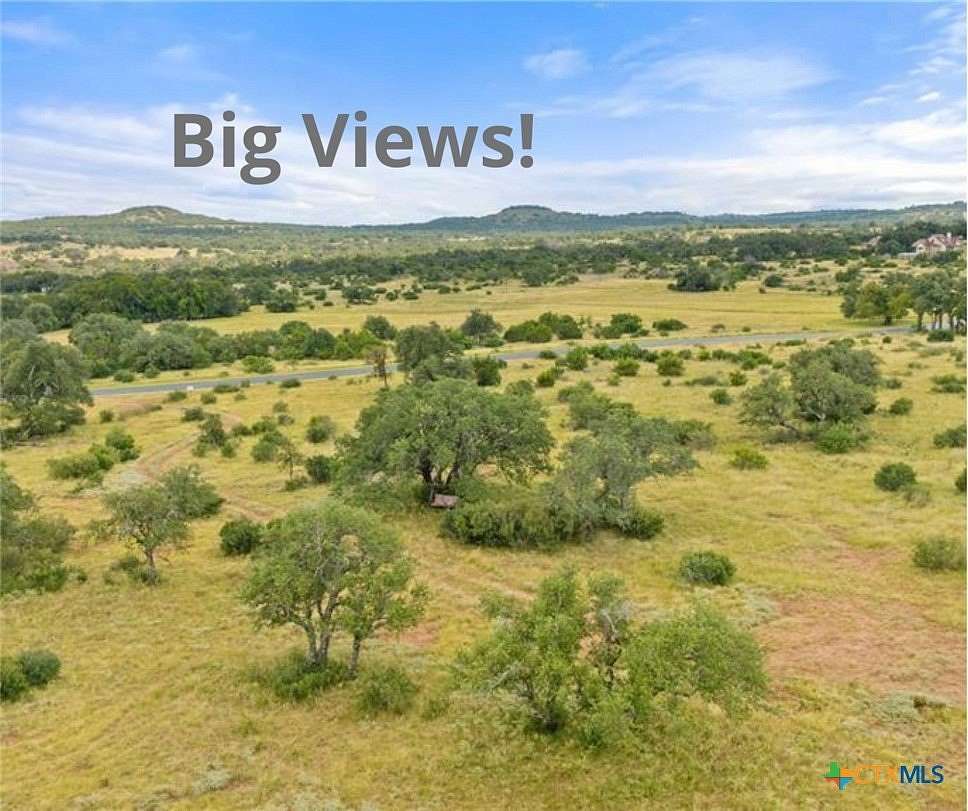5 Acres of Land for Sale in Round Mountain, Texas