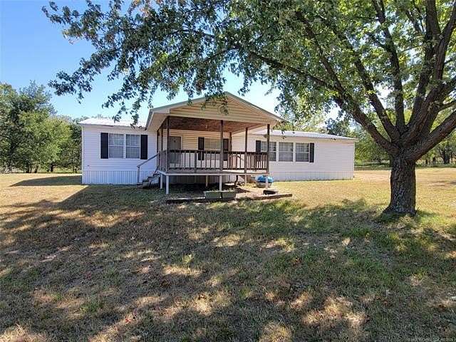 80 Acres of Land with Home for Sale in Eufaula, Oklahoma