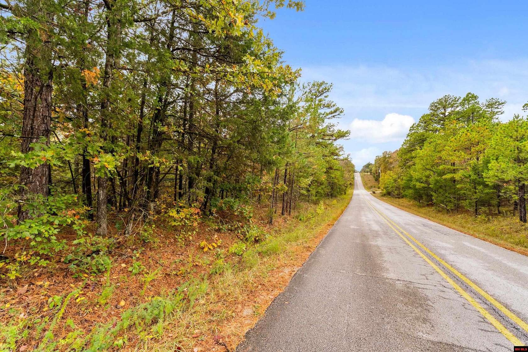 18.5 Acres of Land for Sale in Norfork, Arkansas