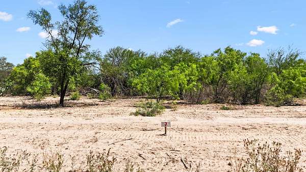0.45 Acres of Residential Land for Sale in Del Rio, Texas