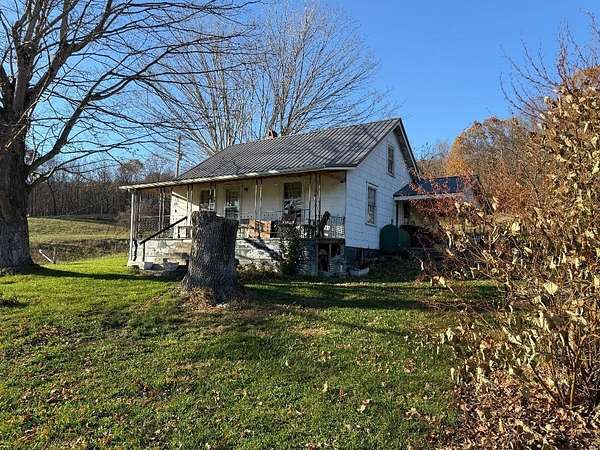 93.3 Acres of Land with Home for Sale in Monticello, Kentucky