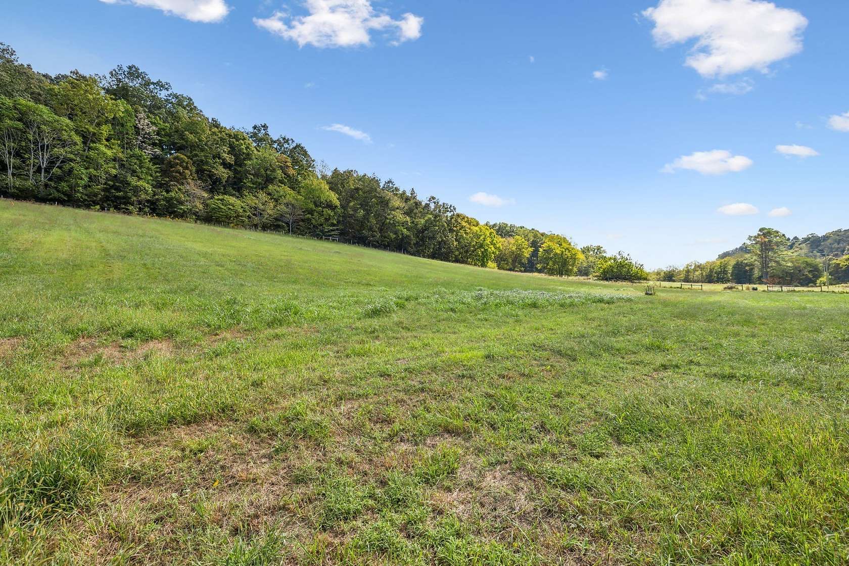 9.28 Acres of Land for Sale in Pulaski, Tennessee