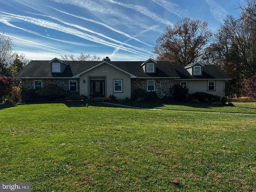 2.4 Acres of Residential Land with Home for Sale in Newtown Square, Pennsylvania