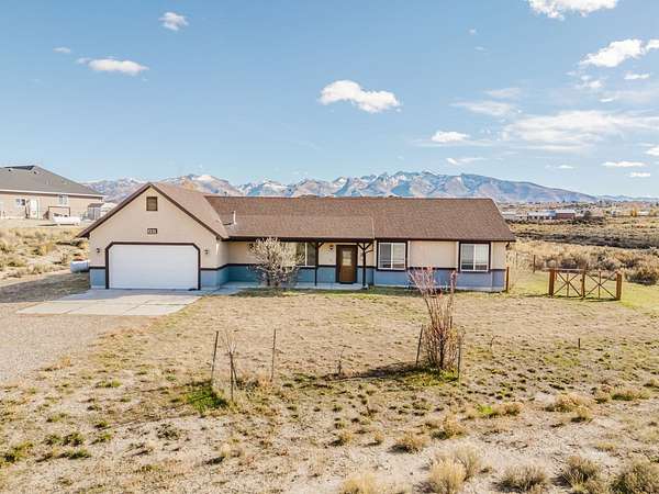 1.6 Acres of Residential Land with Home for Sale in Spring Creek, Nevada