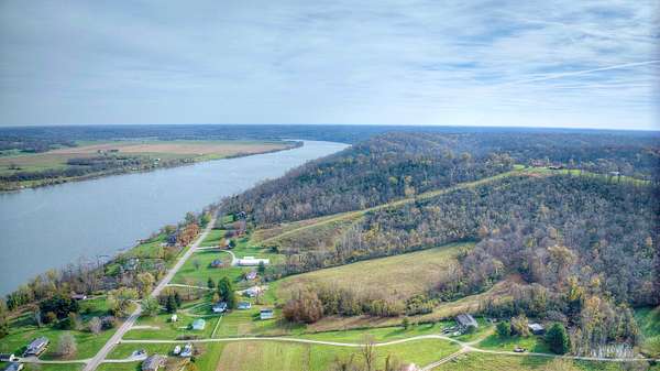 37 Acres of Land with Home for Sale in Warsaw, Kentucky