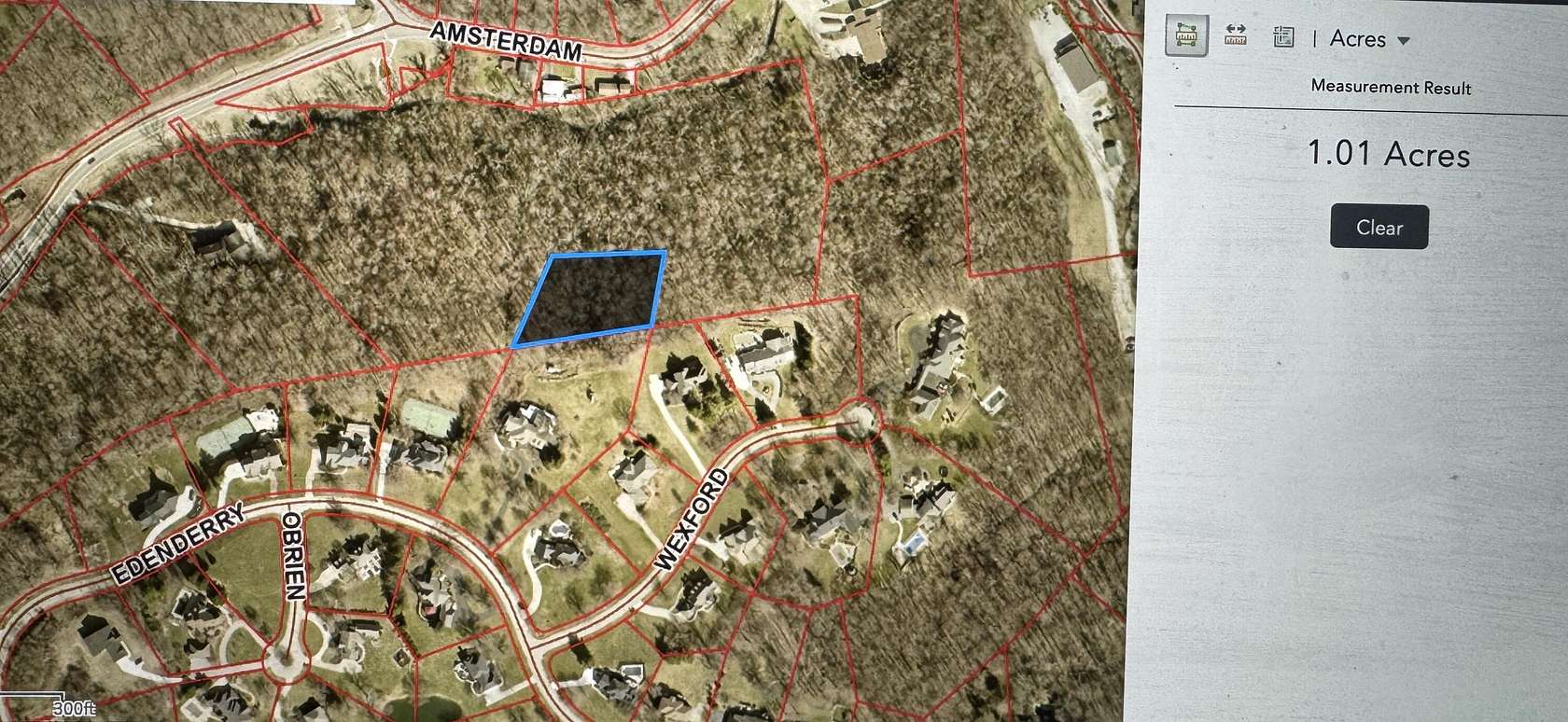 1 Acre of Land for Sale in Fort Mitchell, Kentucky