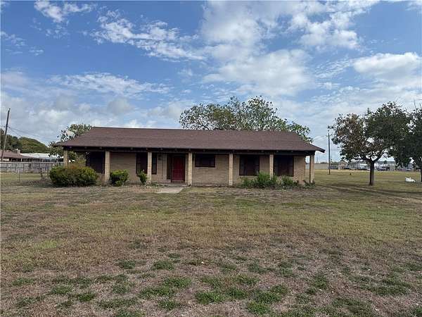 2.3 Acres of Improved Commercial Land for Sale in Portland, Texas