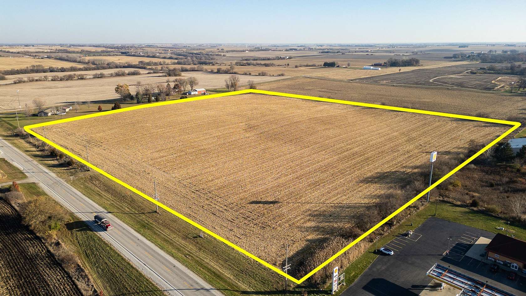 26 Acres of Commercial Land for Sale in Marseilles, Illinois