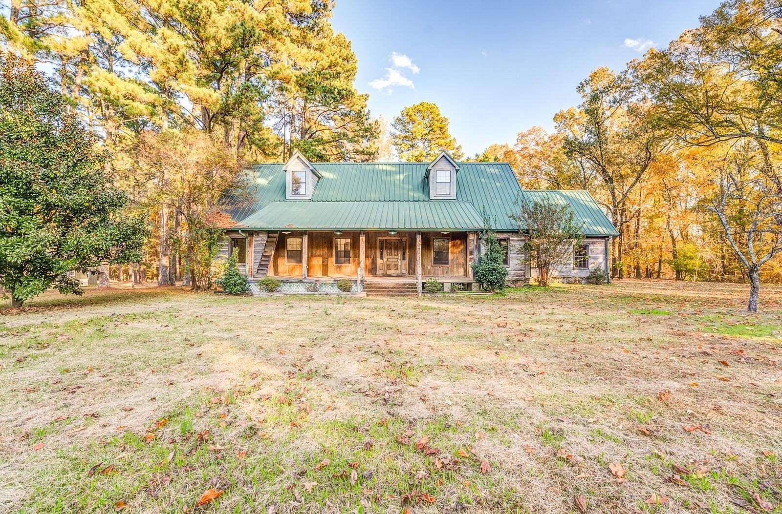 6.23 Acres of Land with Home for Sale in Memphis, Tennessee