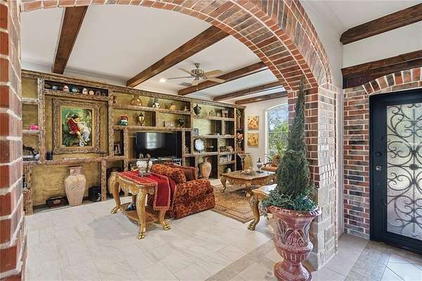 4 Acres of Residential Land with Home for Sale in Kemp, Texas