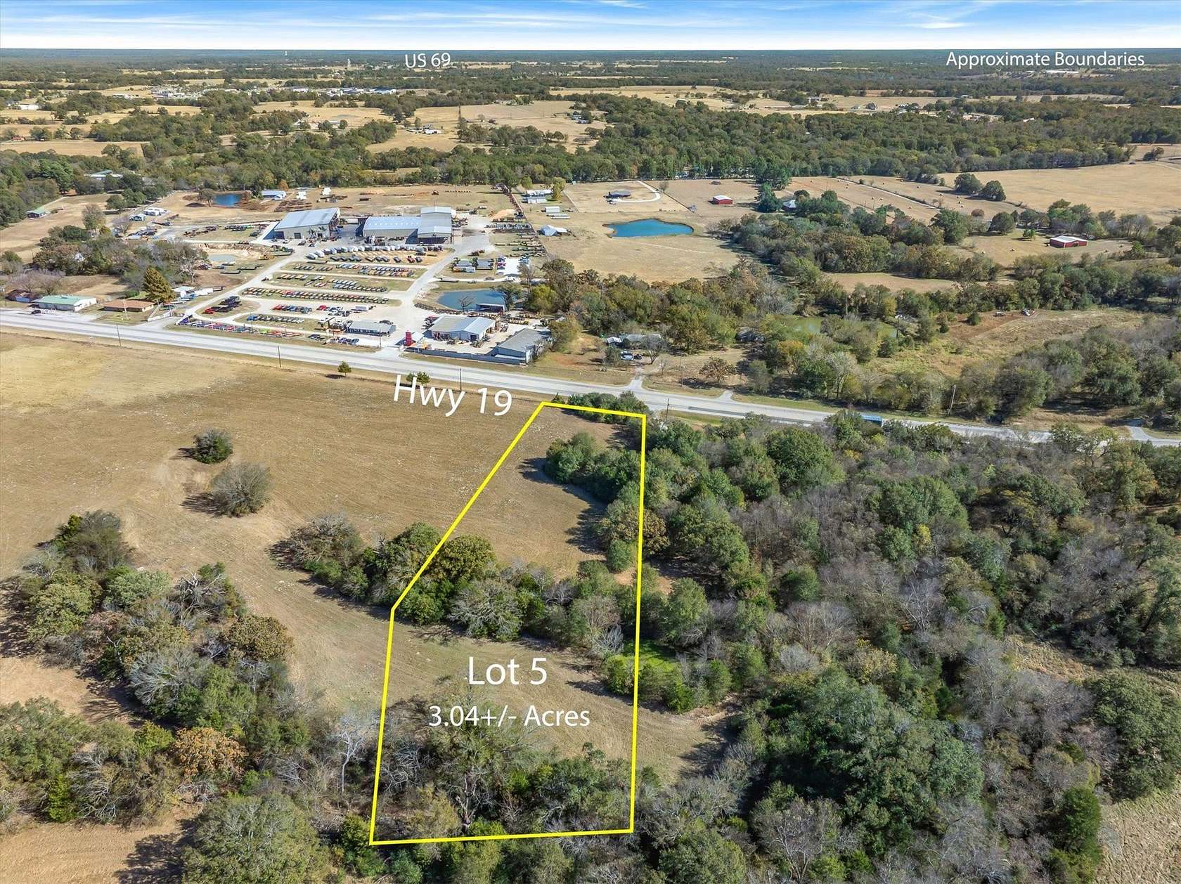 3 Acres of Mixed-Use Land for Sale in Emory, Texas