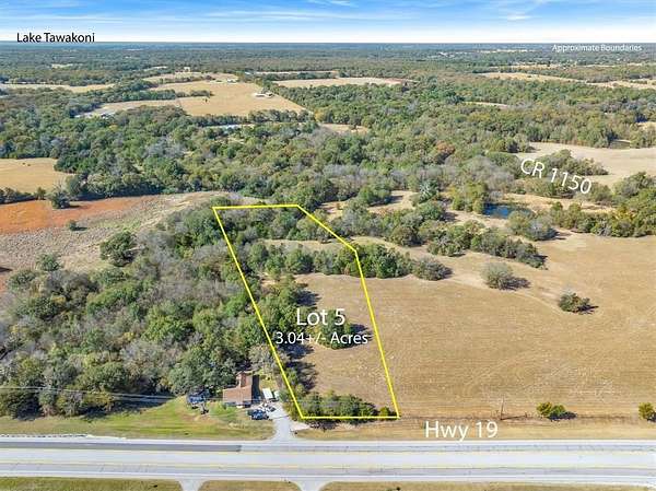 3 Acres of Mixed-Use Land for Sale in Emory, Texas
