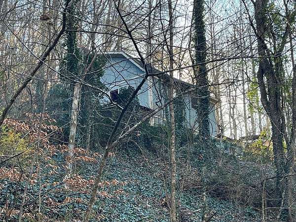 3.3 Acres of Residential Land for Sale in Canada, Kentucky