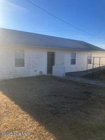 2.38 Acres of Residential Land with Home for Sale in Mount Gilead, North Carolina