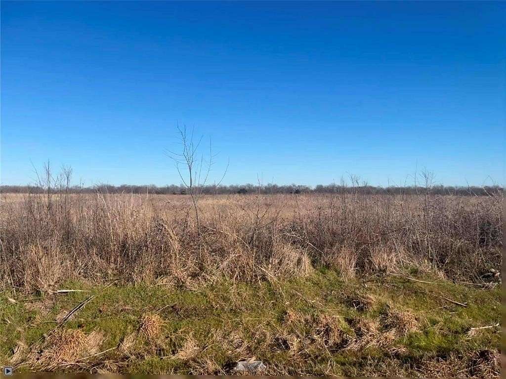 3.88 Acres of Land for Sale in Commerce, Texas
