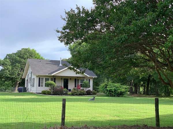 3.73 Acres of Improved Mixed-Use Land for Sale in Denison, Texas