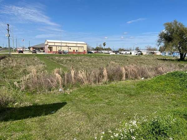 0.8 Acres of Commercial Land for Sale in Houma, Louisiana