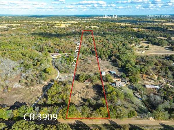 12 Acres of Recreational Land for Sale in Athens, Texas