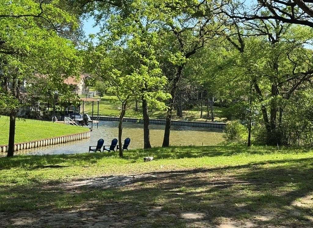 0.2 Acres of Land for Sale in Gun Barrel City, Texas