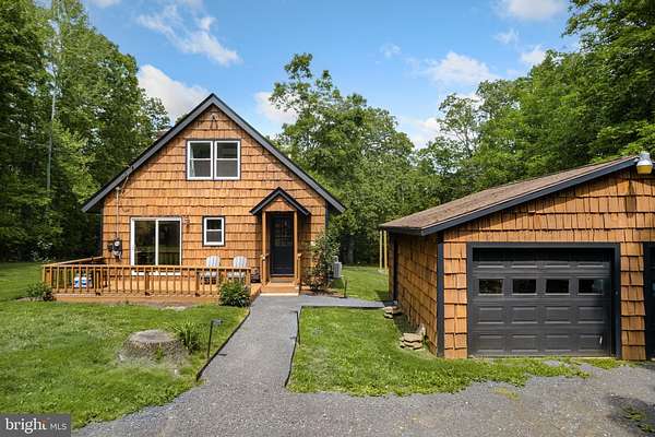 3 Acres of Residential Land with Home for Sale in Luray, Virginia