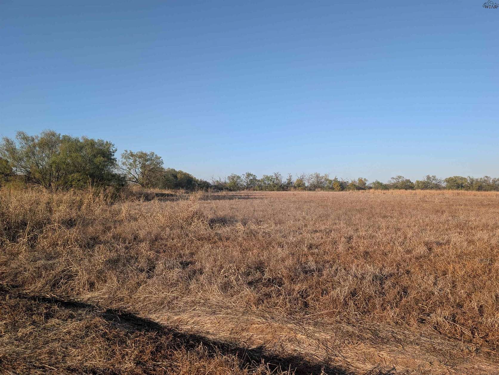 3.54 Acres of Residential Land for Sale in Iowa Park, Texas